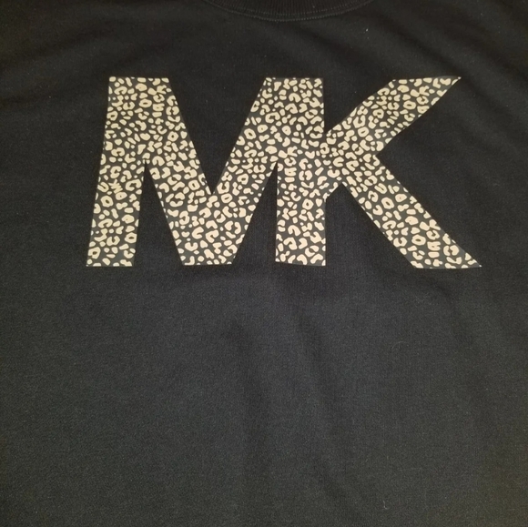 NWT Michael Kors Women’s Black MK Leopard  Logo Pullover Sweatshirt Top - XS - Picture 2 of 5